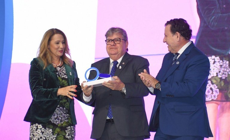 Consórcio Nordeste é homenageado em Brasília