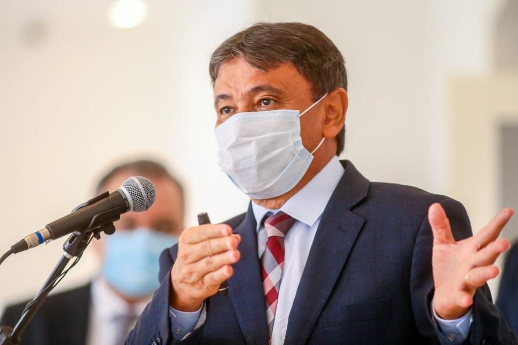 Wellington anuncia que Brasil receberá 10 milhões de vacinas da Índia