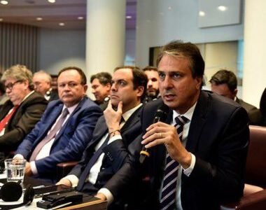 Na Europa, Governadores do Nordeste debatem linhas de crédito com agência francesa