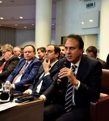 Na Europa, Governadores do Nordeste debatem linhas de crédito com agência francesa
