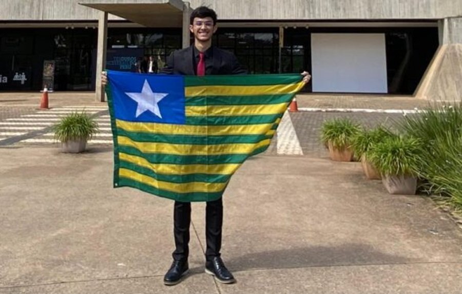 Vamos ajudar Manuel a vencer o Prêmio da Ciência Jovem?